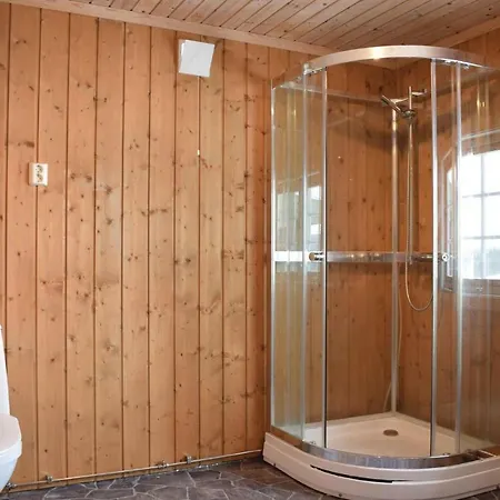 Feriehus In With Kitchen *